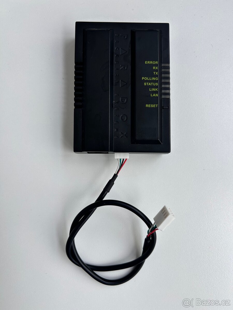 TCP/IP komunikátor IP100 PARADOX