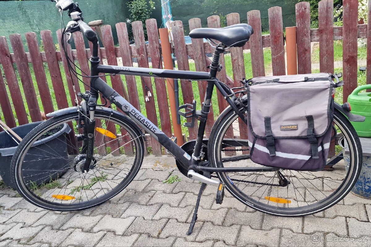 PÁNSKÉ KOLO VEL.28