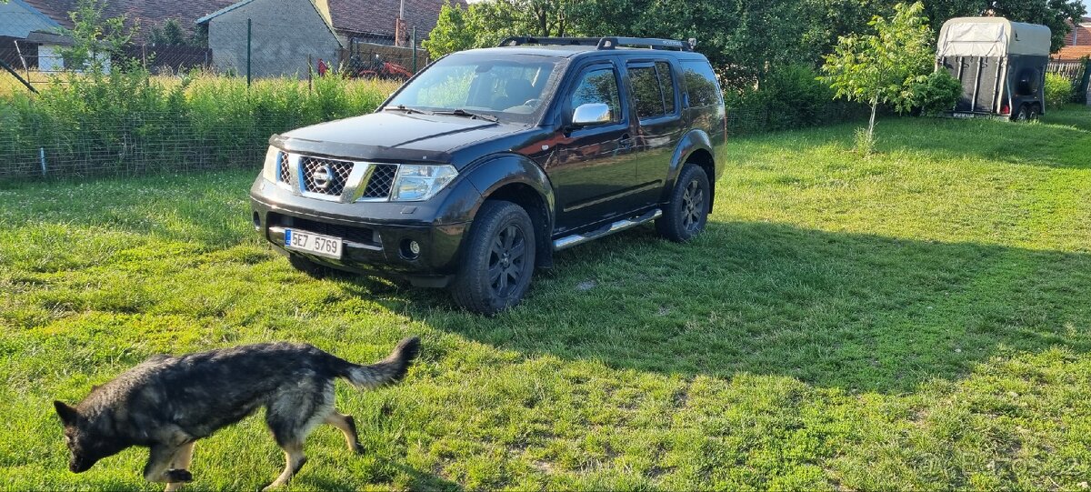 Nissan pathfinder