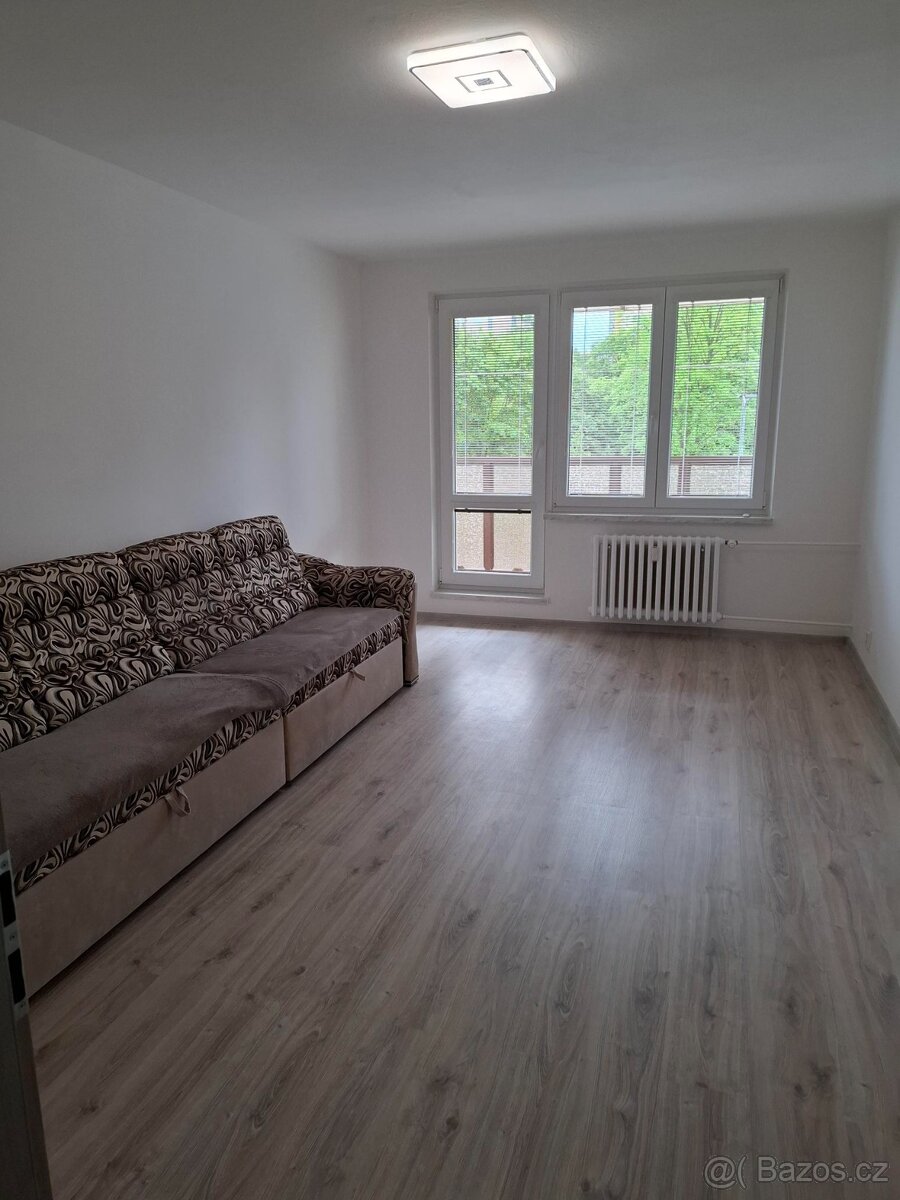 Rohová sedací souprava s úložným prostorem