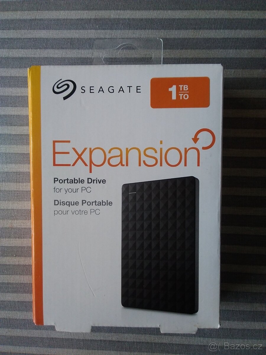 Nový externí disk Seagate Expansion 1TB.