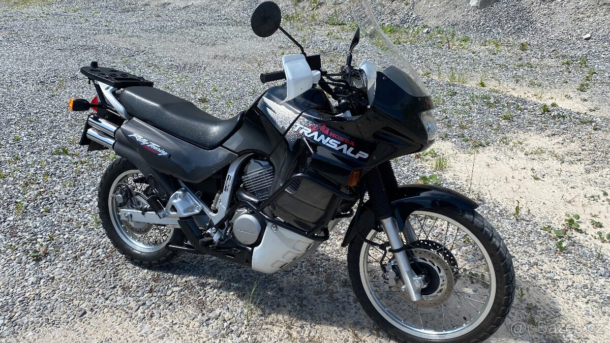 Honda XL 600 V Transalp / 1.majitel, 2x klíč, serviska