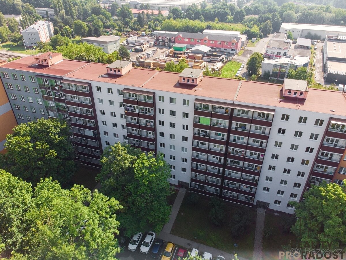 Prodej družstevního bytu 3+1 s lodžií v Ostravě-Porubě