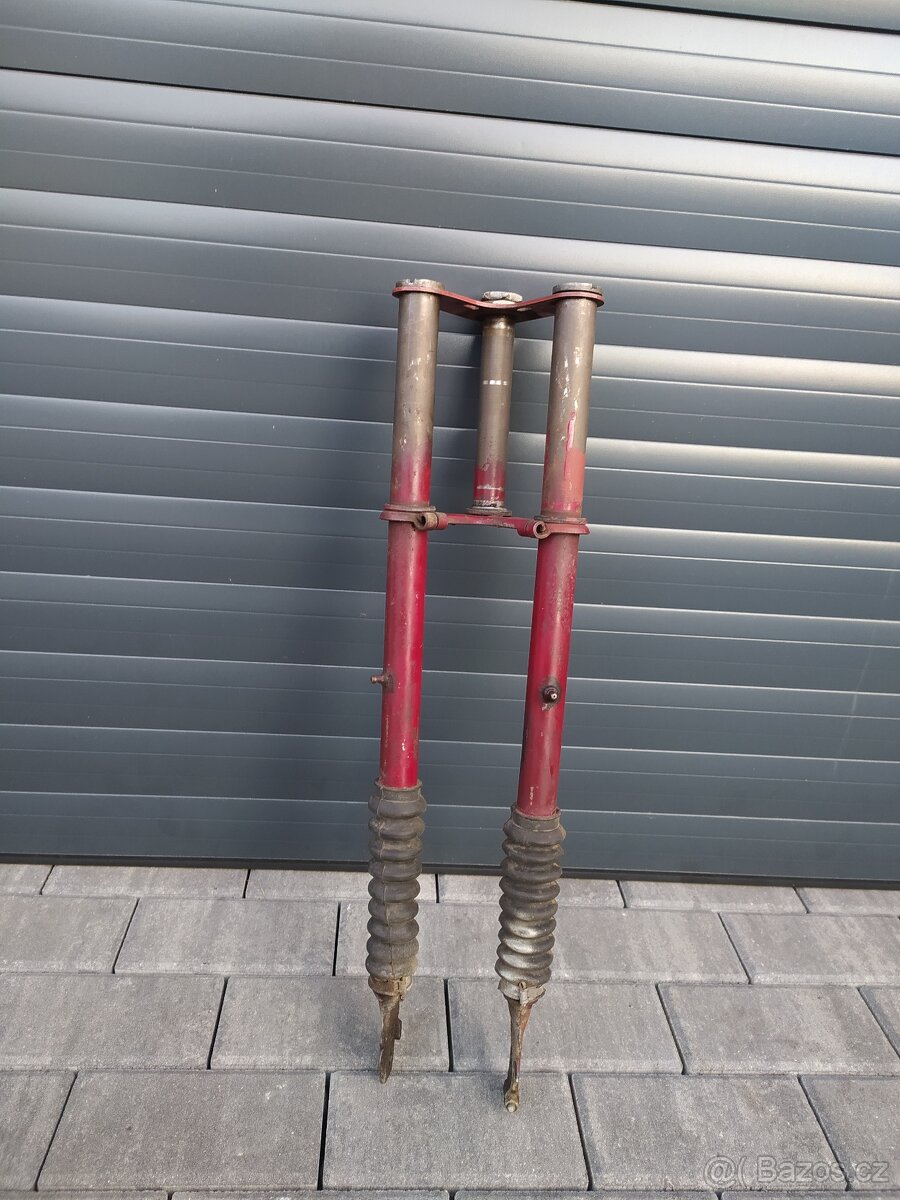 Přední vidlice Jawa 50/550 pařez