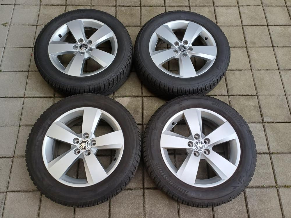 Zimní pneu Škoda Kamiq Scala 195 60 16 Bridgestone