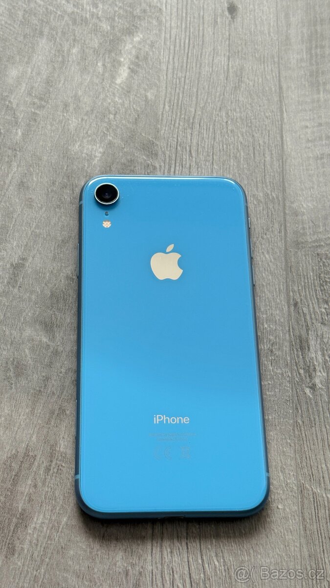 iPhone XR 64GB blue modrý pěkný stav