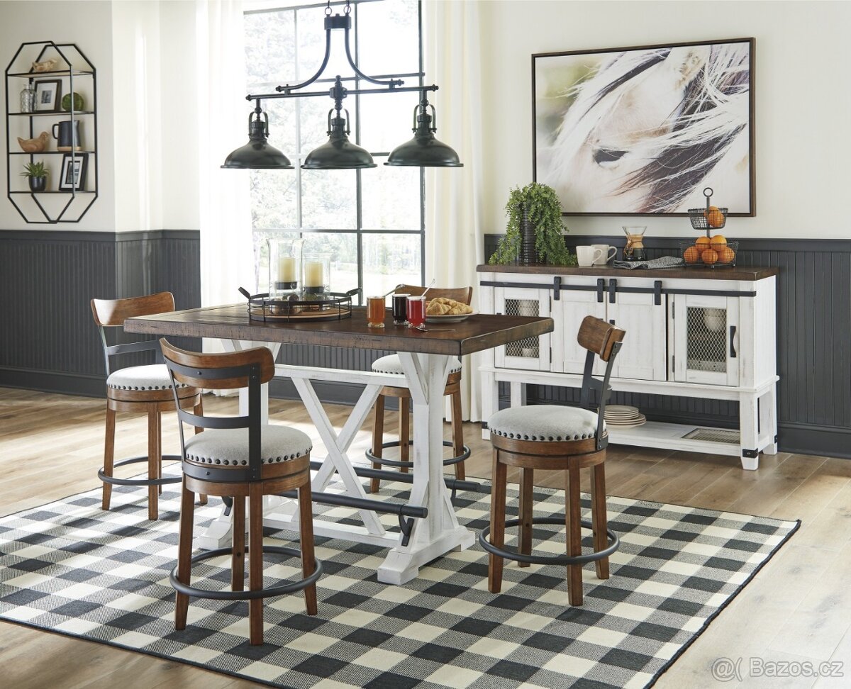 Luxusní jídelna ve vintage stylu