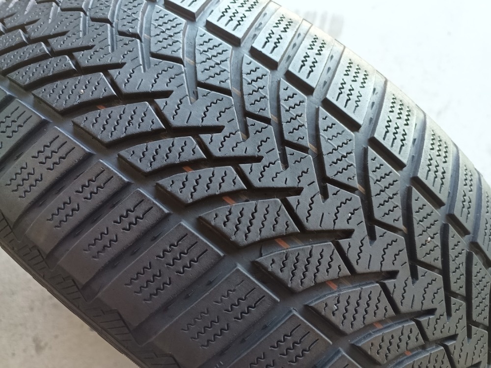 235/55 R19 SEMPERIT (2918)