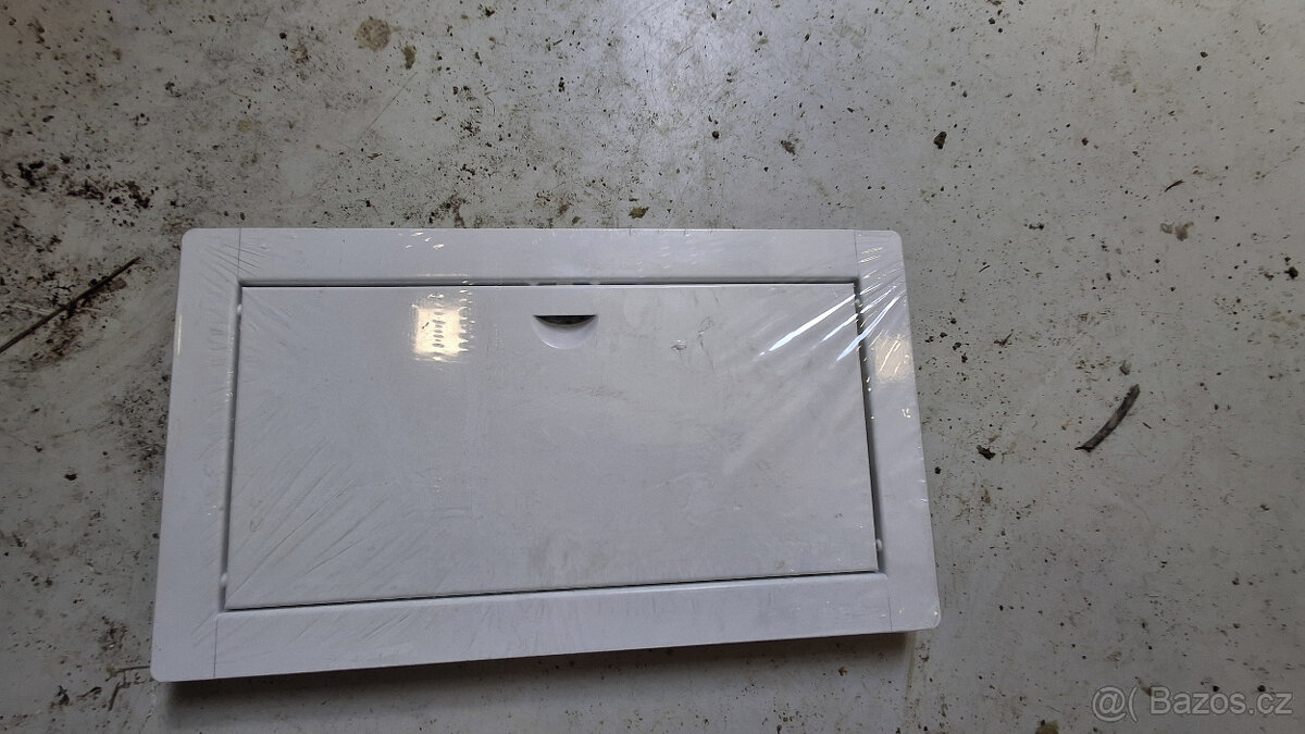 Rvizní dvířka plastová 200x340