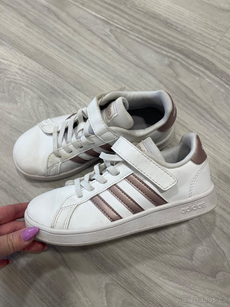 Tenisky Adidas vel. 31 1/2.