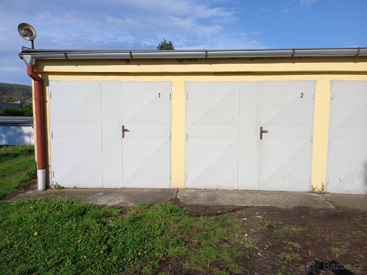 REZERVACE Prodej dvougaráže v Písku