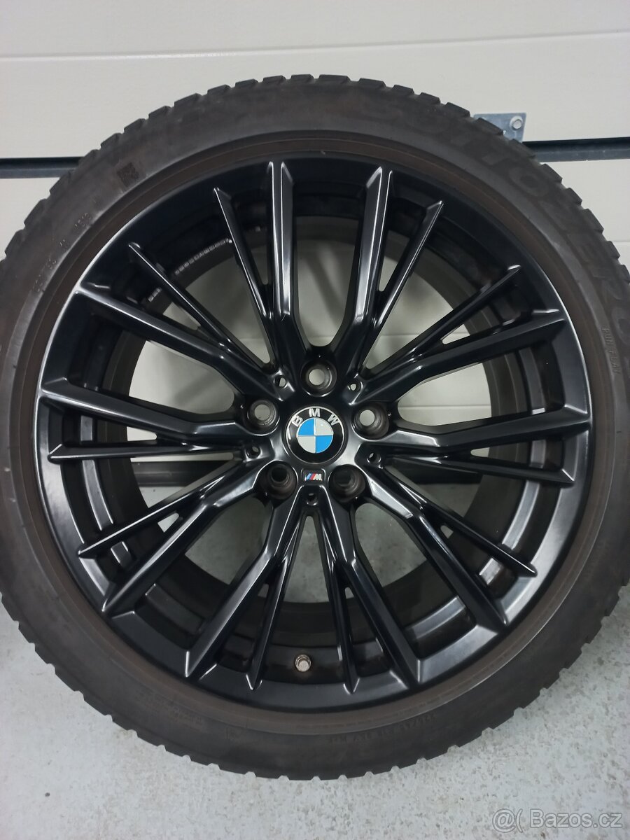 BMW 3 G20 zimní sada 796 dvourozměr 225/45 a 255/40 R18
