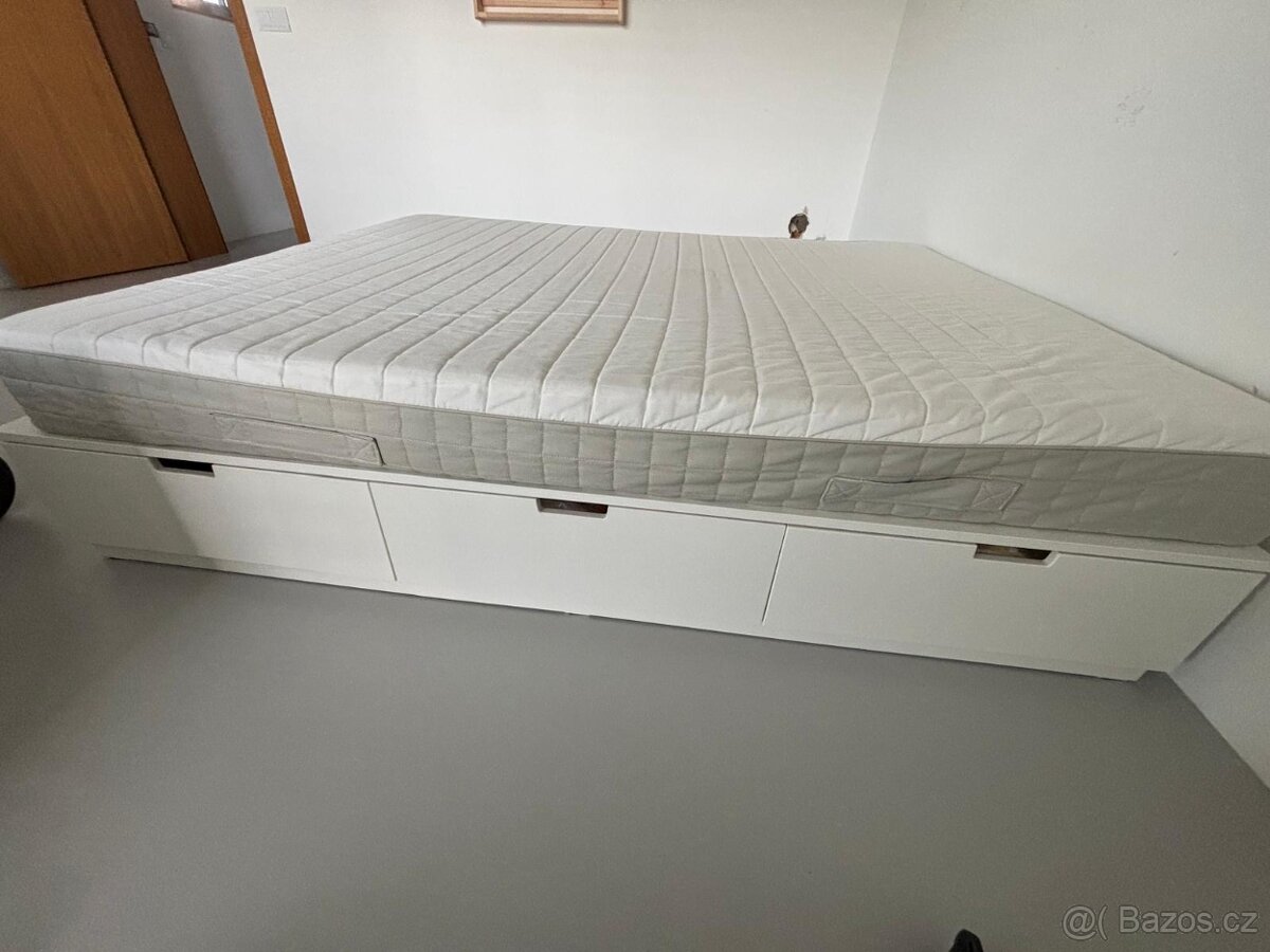 IKEA NORDLI – rám postele s úložnými šuplíky, TOP stav