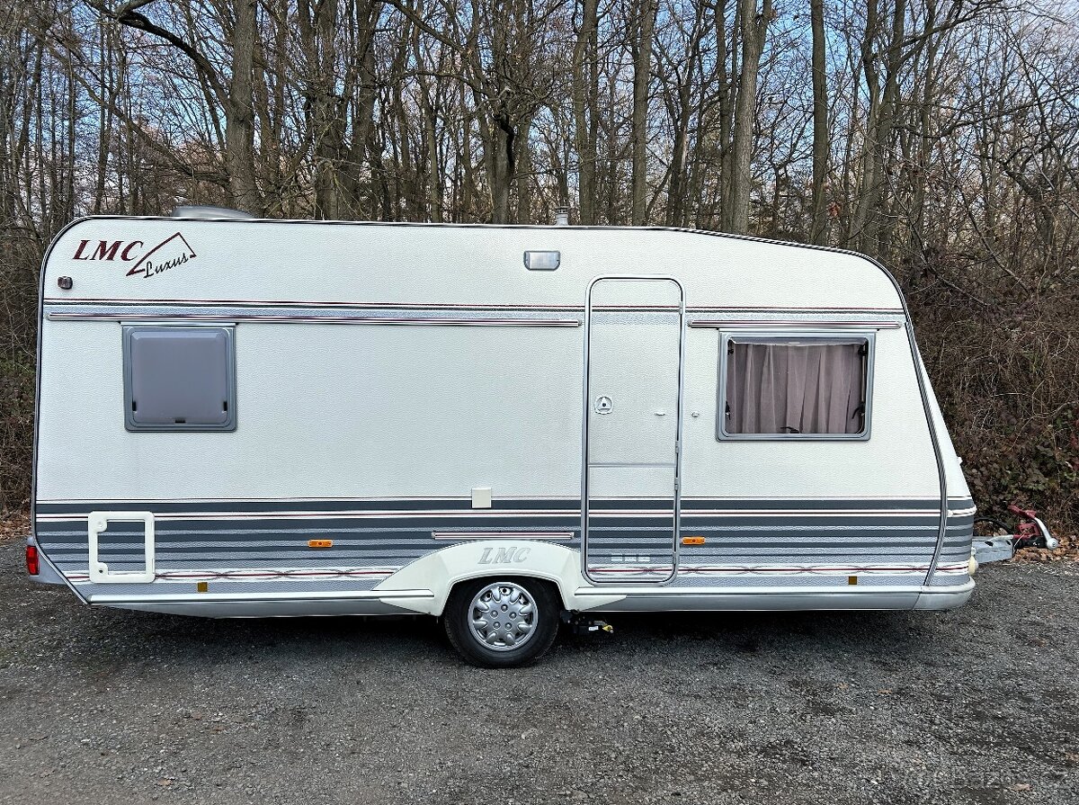 Karavan LMC – MOVER-SPRCHA-BATERIE-PŘEDSTAN