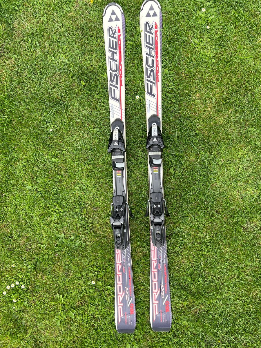 Sjezdové lyže Fischer 160cm