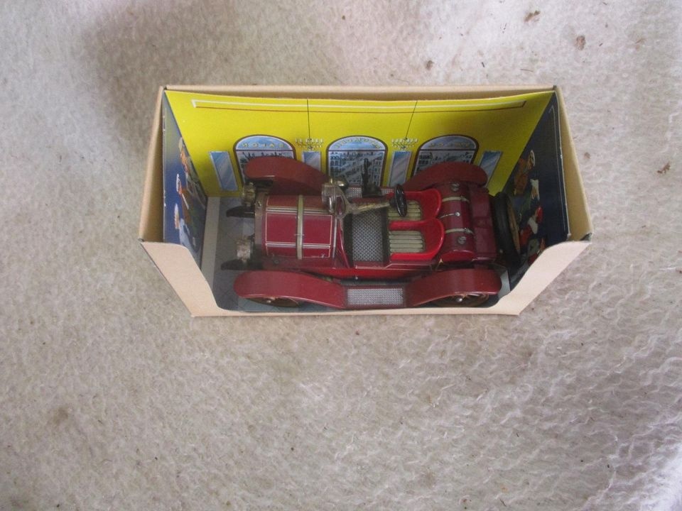 RARITNÍ AUTÍČKO SHUCO-KRABIČKA V CHODU