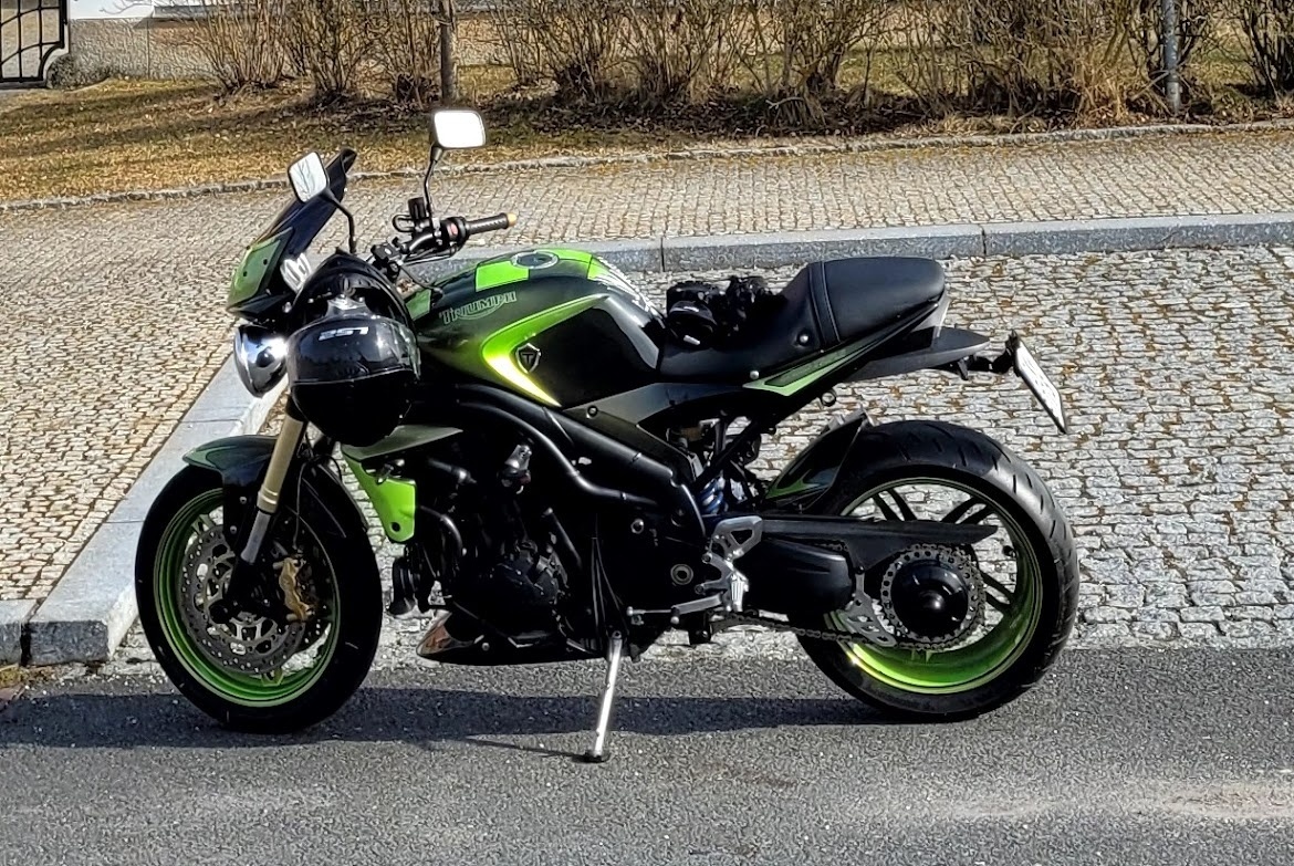 Triumph Speed Triple 1050 - po servisu, laděný výfuk