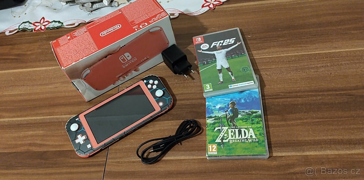 Nintendo Switch Lite růžový + Zelda BOTW + EA Sports 25