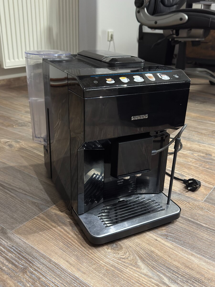 Automatický kávovar Siemens EQ.500 classic