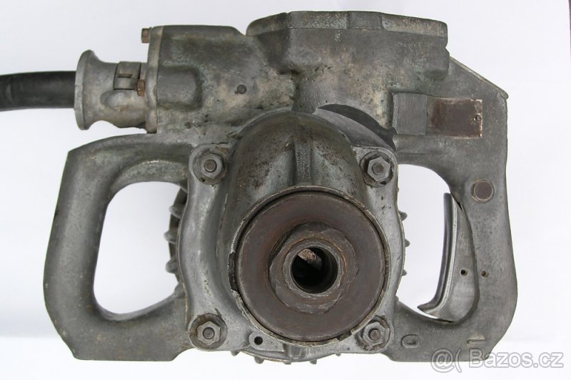 Elektrické vrtačky TD 304B