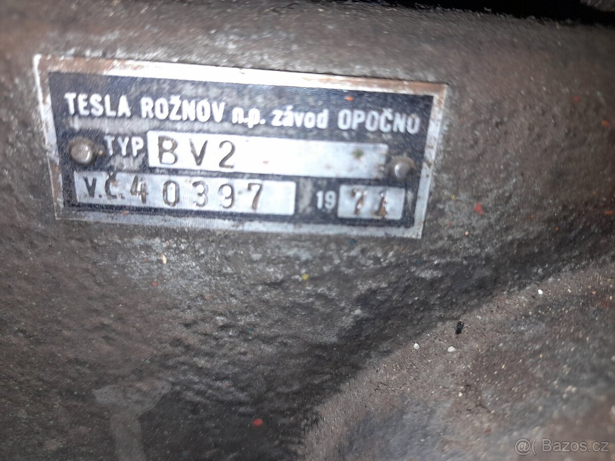 Bruska na ventily spalovacích motorů