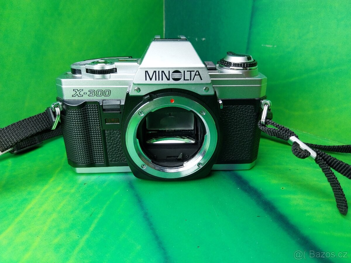 Minolta X-300