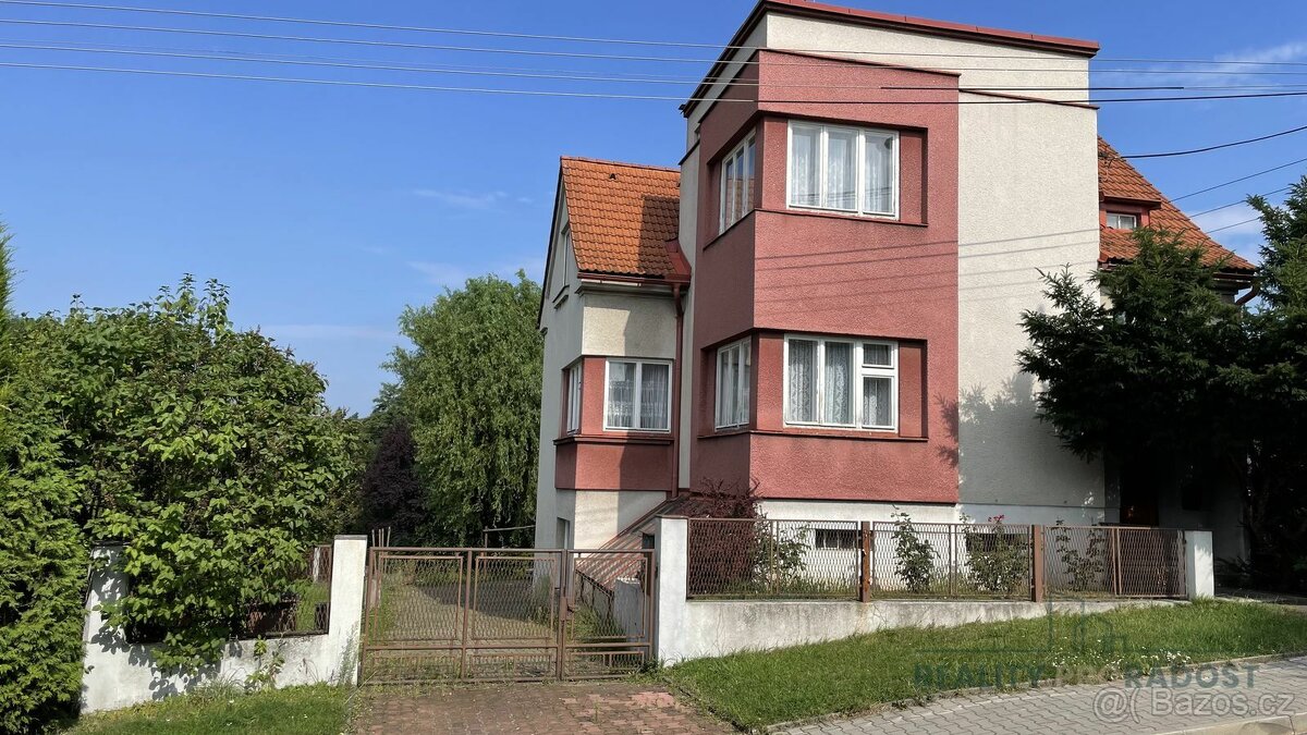 Prodej rodinného domu 182 m², pozemek 614 m², Černá Cesta, F