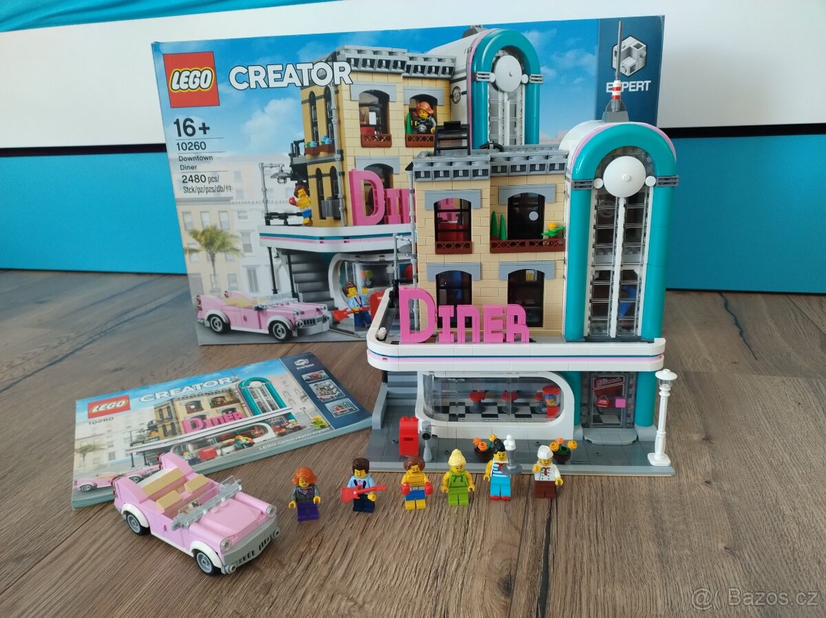 LEGO 10260 Restaurace v centru města