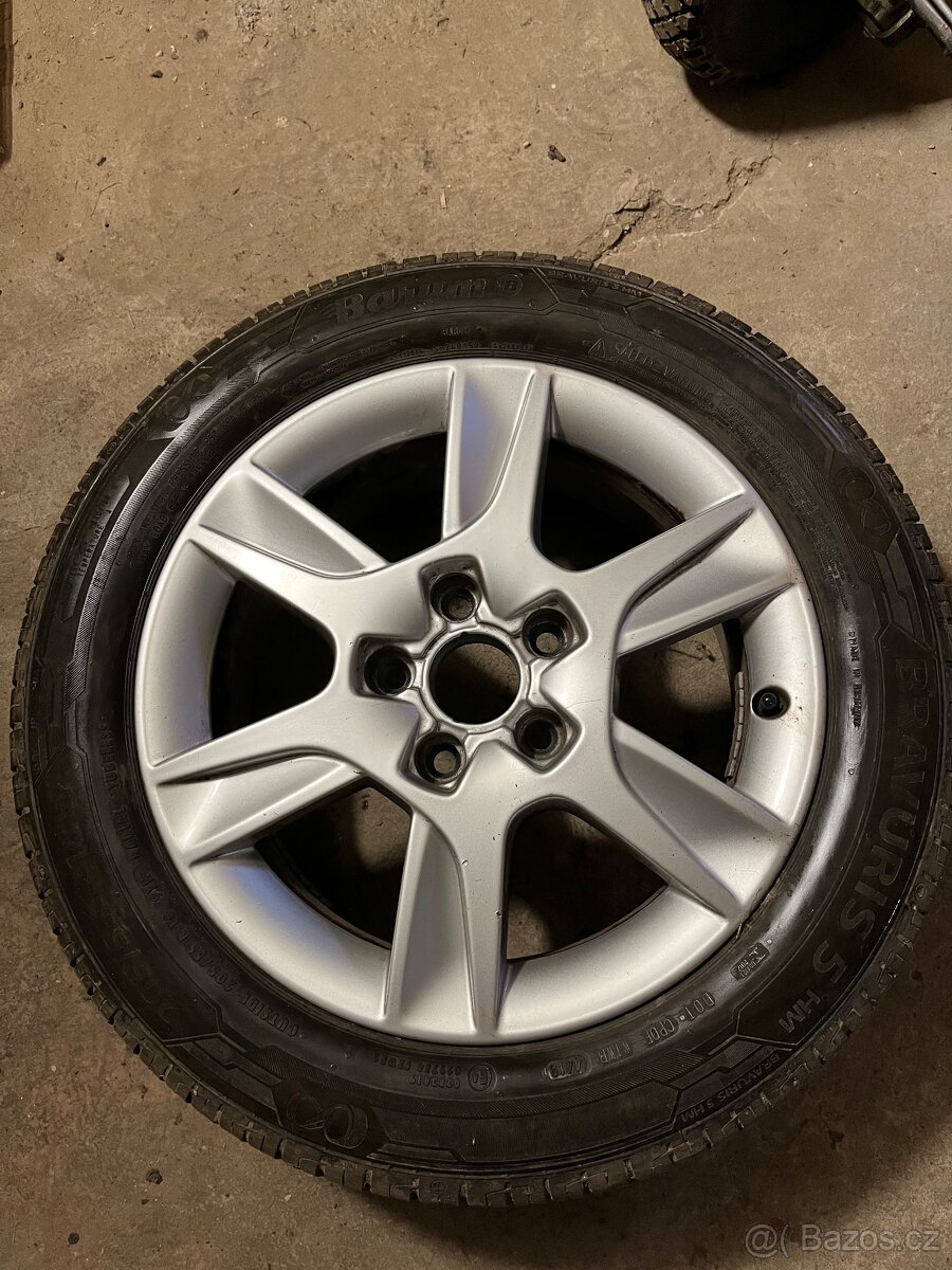Alu kola Audi A3 + letní pneu Barum Bravuris