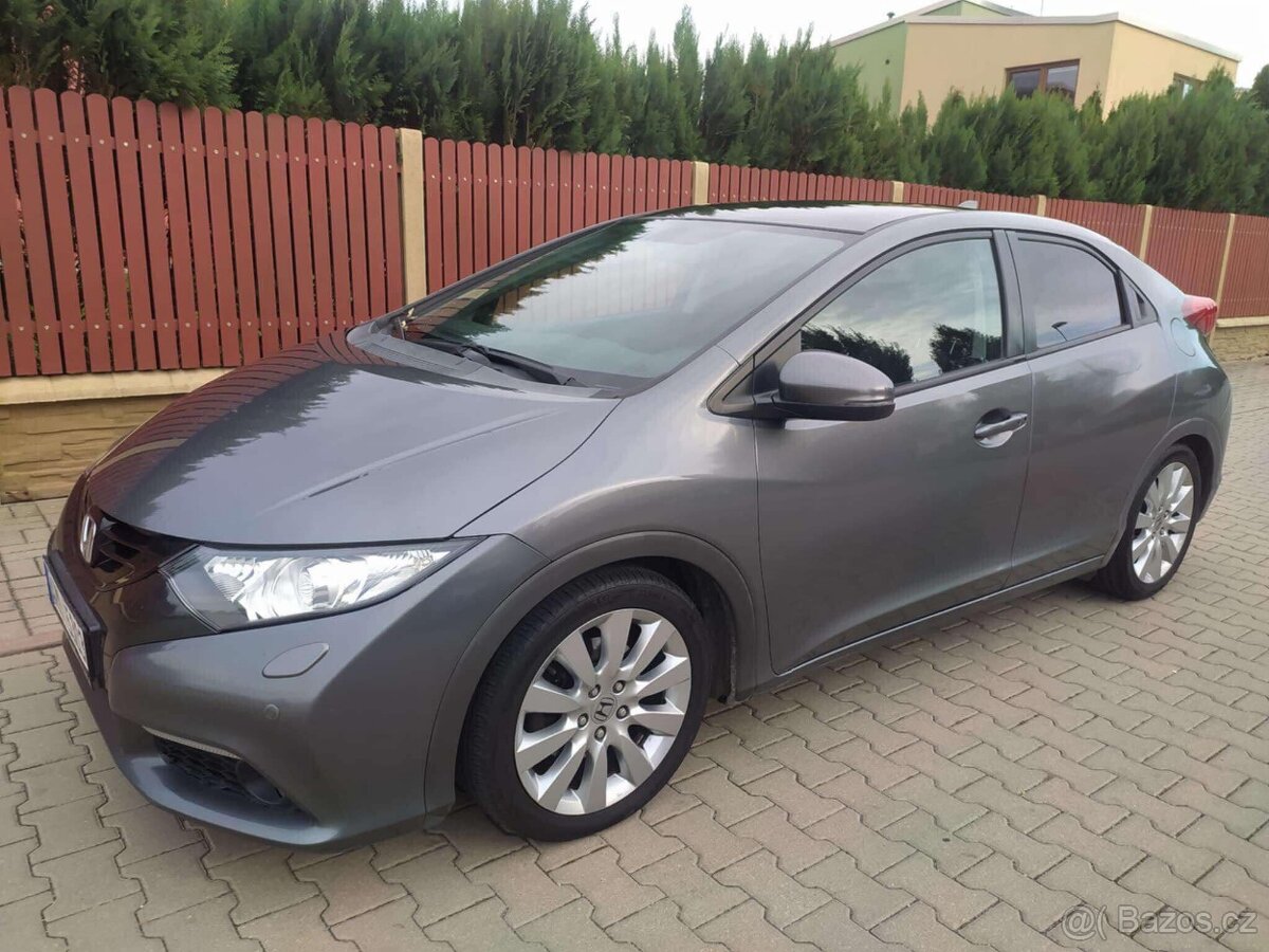 Honda Civic 2.2i-DTEC 110kW Exekutive