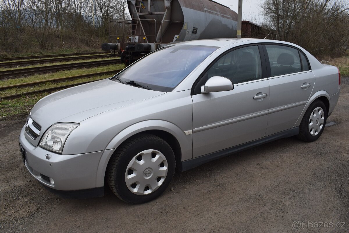 Opel Vectra 2,2 i AUTOMAT,PO STK