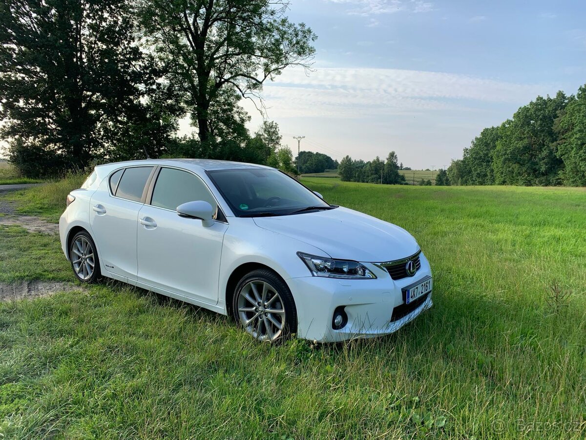 Lexus CT 200h