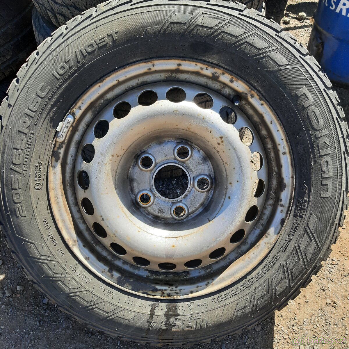Kola 16", VW T5