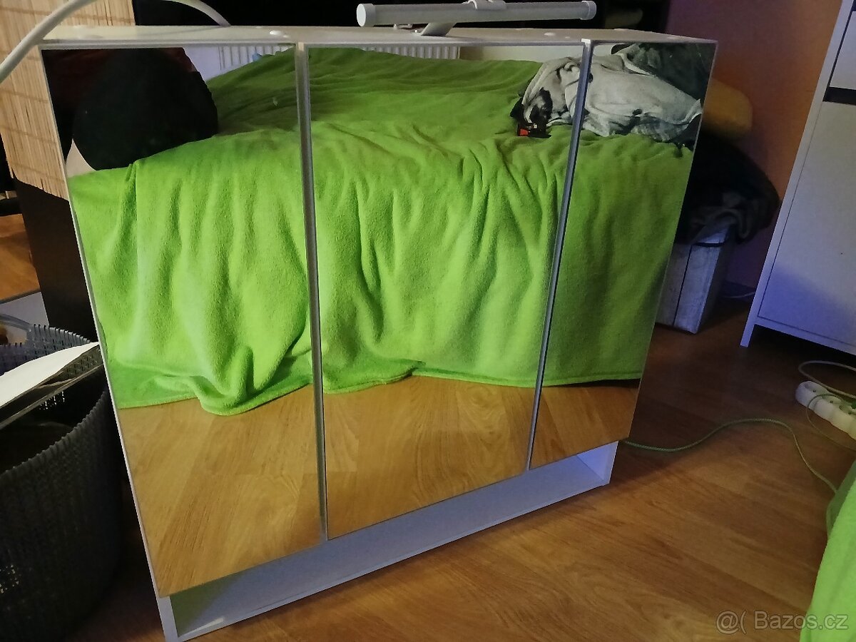 Koupelnové zrcadlo
