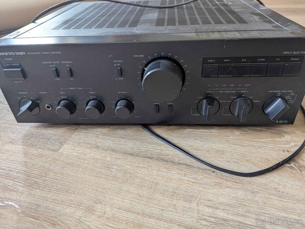 Onkyo Integra A-8270
