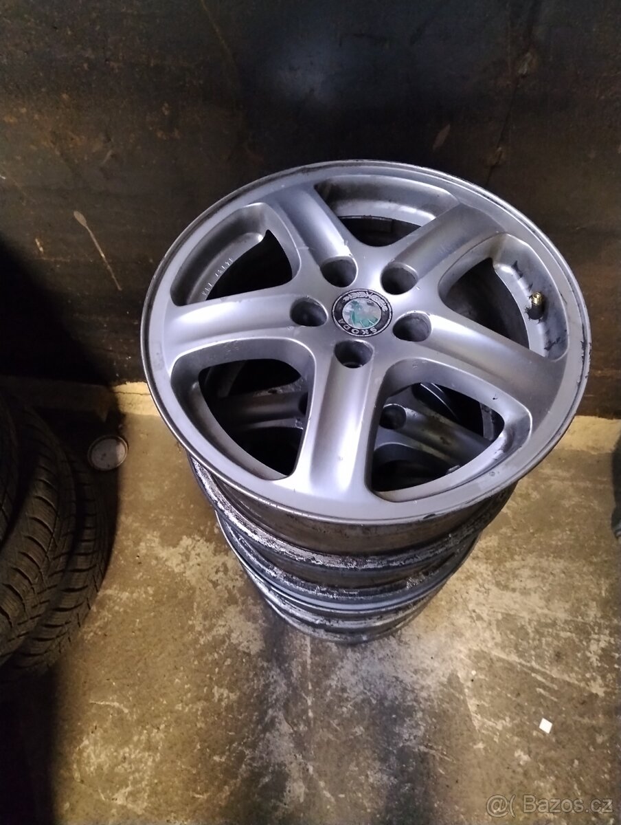 ALU kola Octavia 1 bez pneu