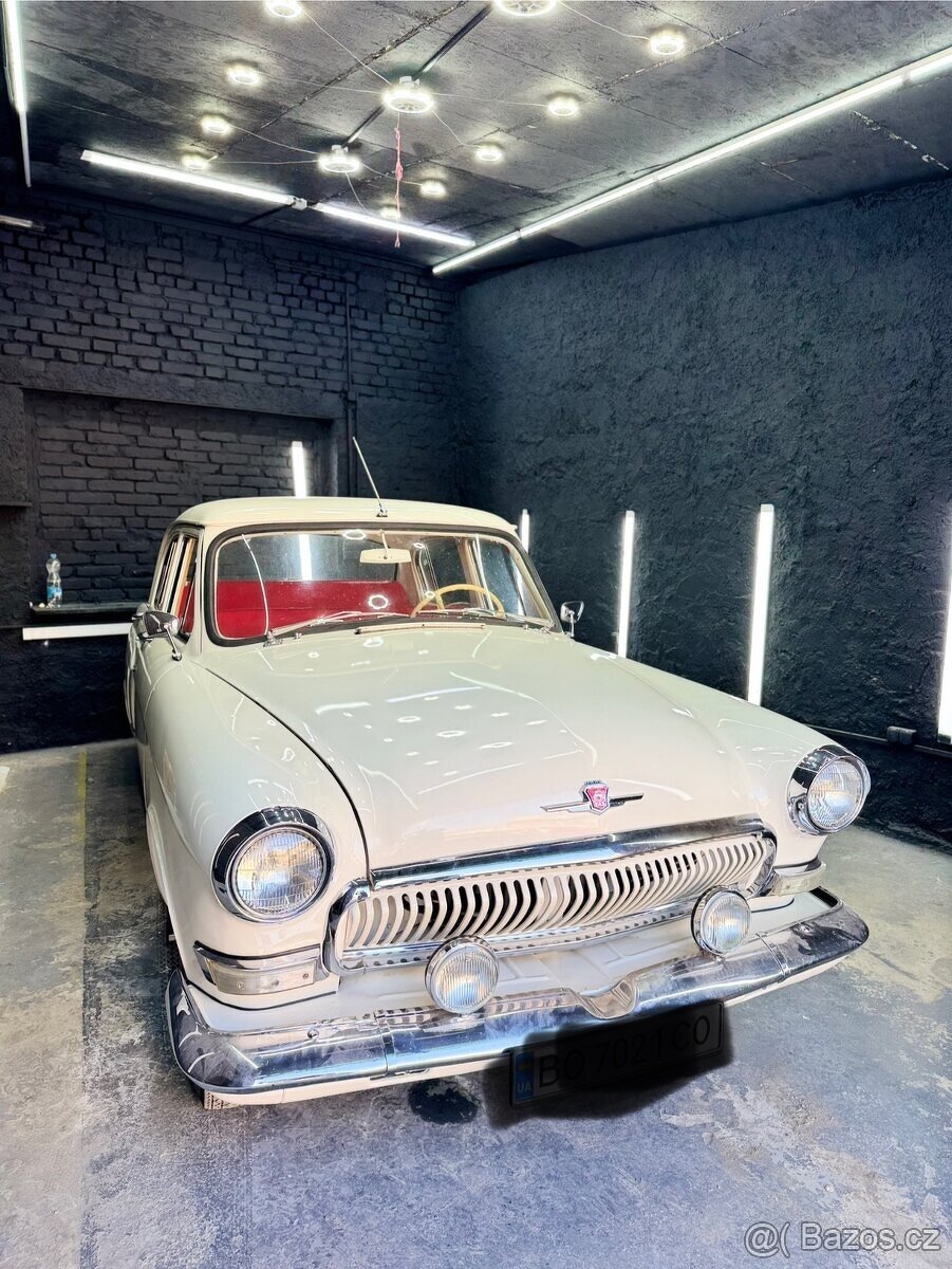 Prodám auto Volga Gaz 21 z roku 1970. Auto je v dobrém stavu