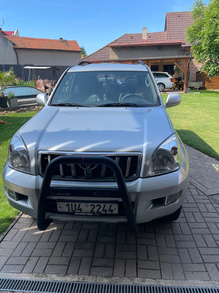 Toyota Land Cruiser 120 3.0 D