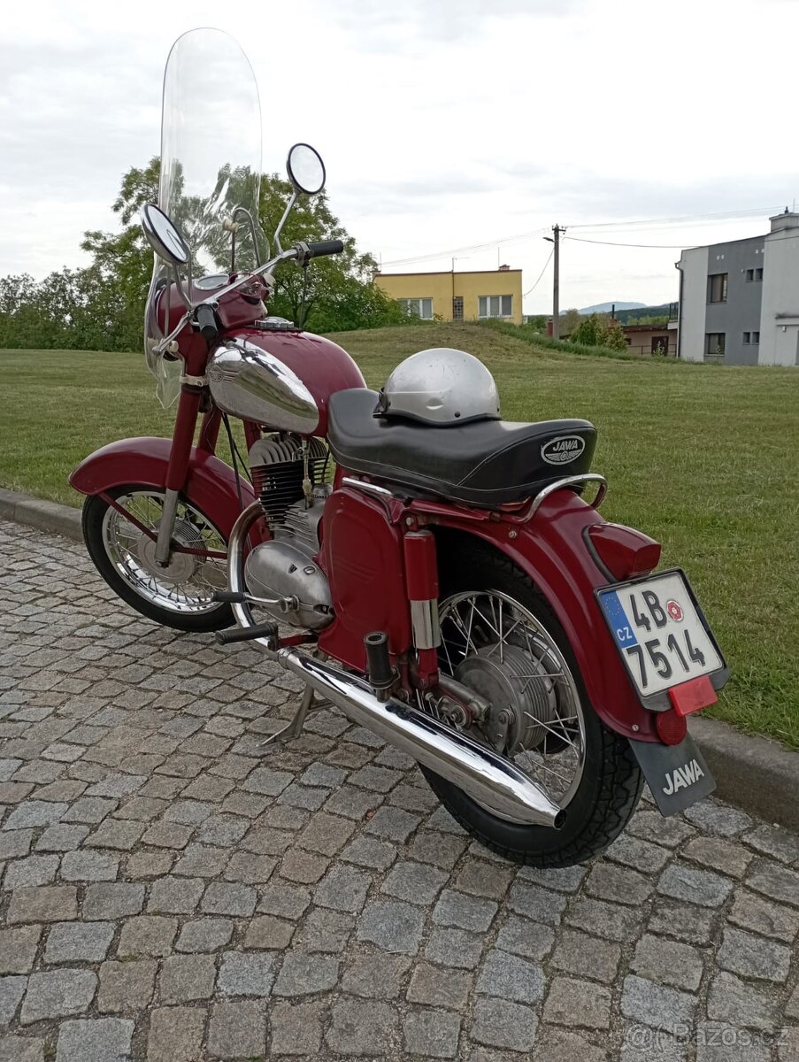 Jawa 250