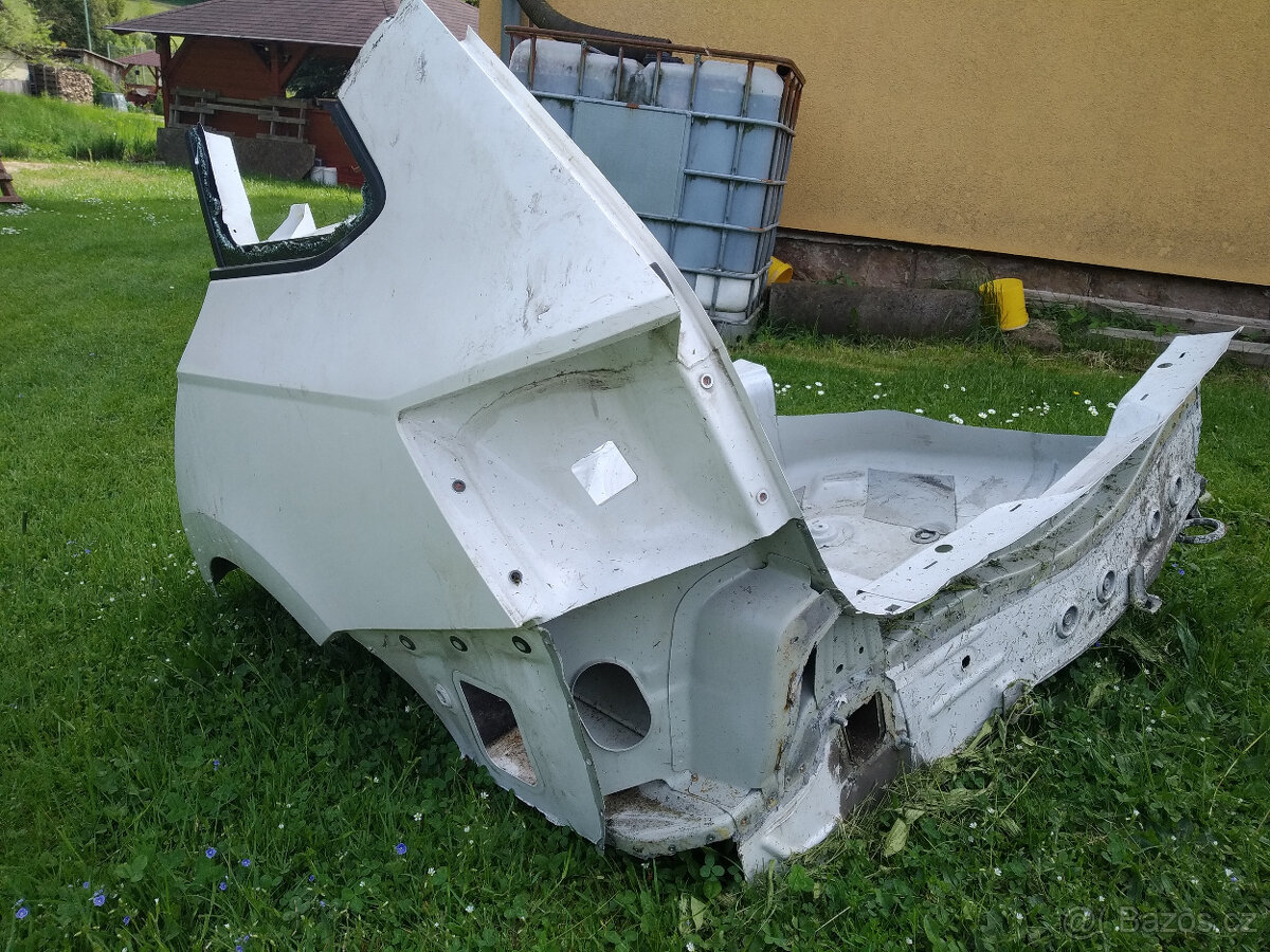Škoda Fabia III combi 1/4 karoserie LZ