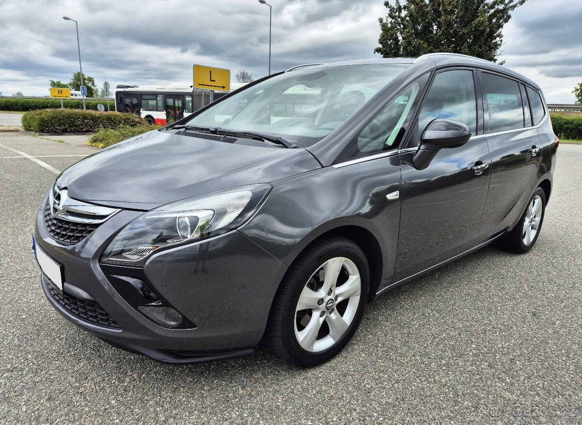 OPEL ZAFIRA 2.0CDTi 110PS COSMO ⭐ MANUÁL. TAŽNÉ ZAŘ