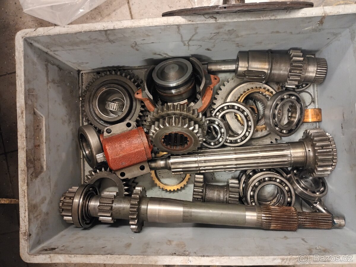 Dily,kola,hridele na zetor 5718 a jiné