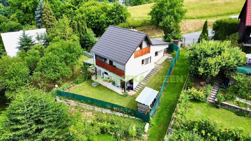 Prodej celoročně obyvatelné chaty 3+kk v obci Slušovice, okr