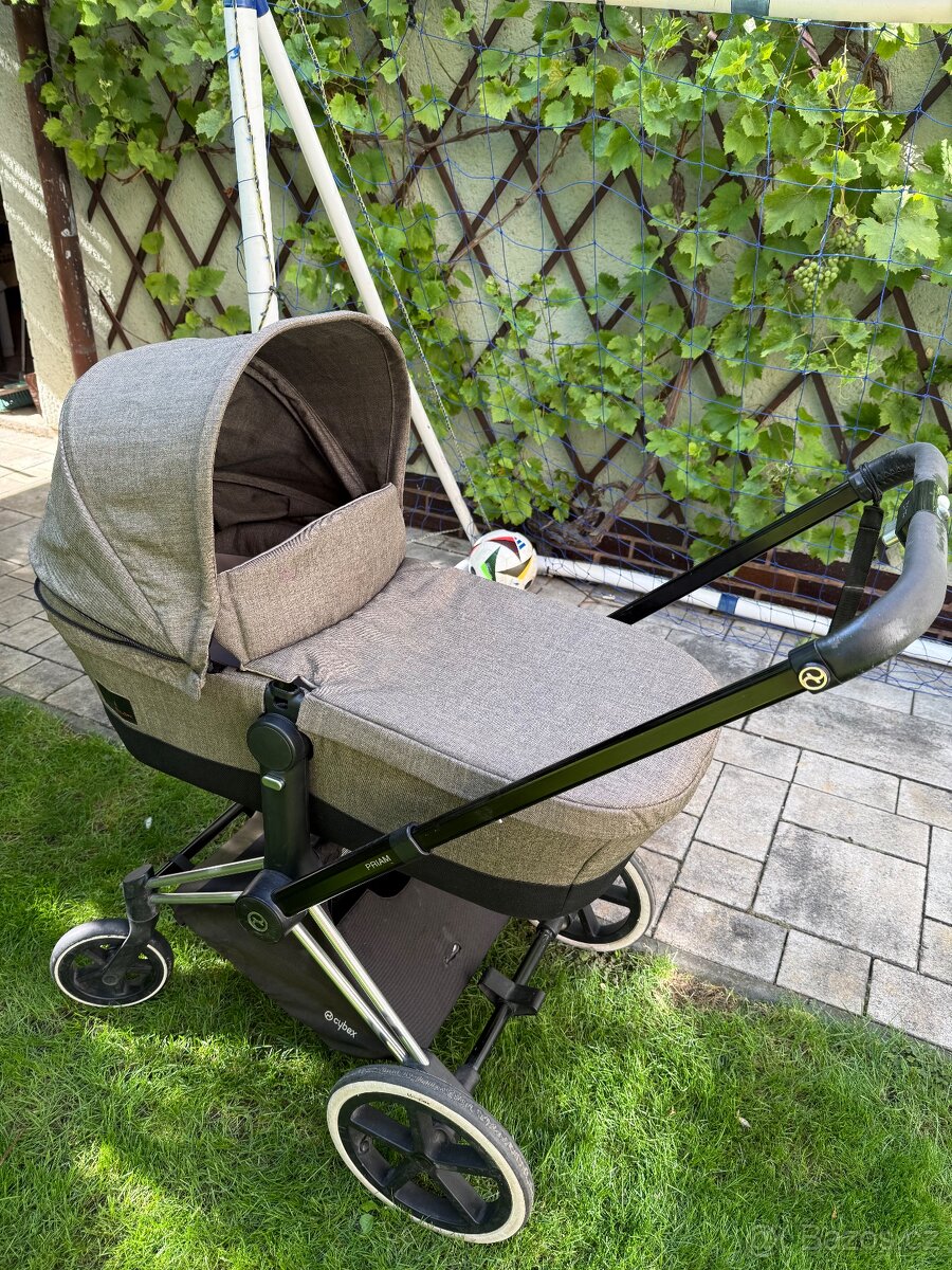 Kočárek Cybex Priam: hlukobá korba + autosedačka vajíčko