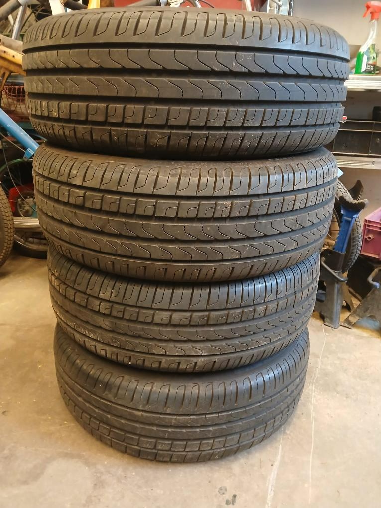 205/60/16 Pirelli run flat