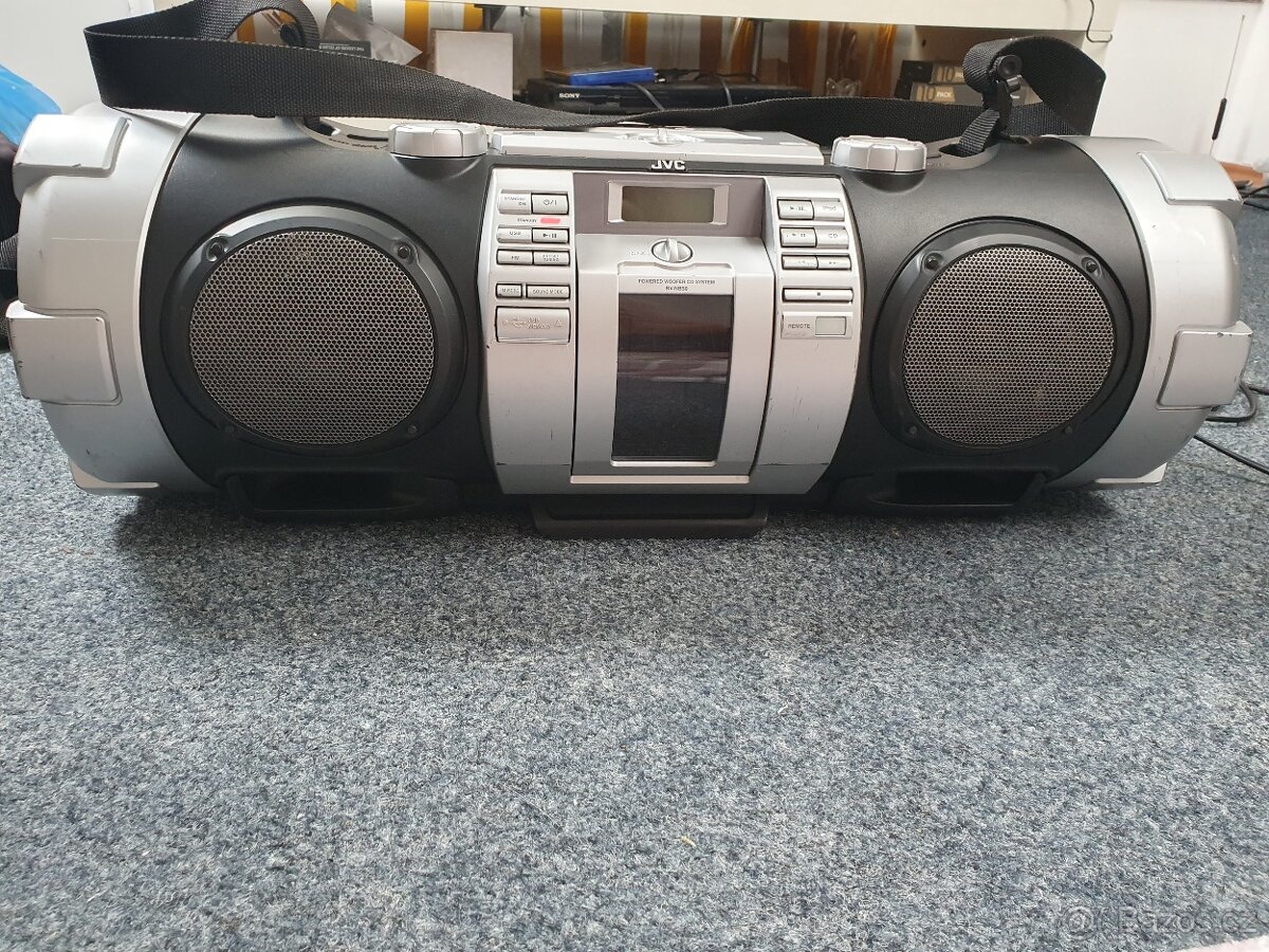 JVC RV-NB50 Ghettoblaster Powered Woofer CD systém