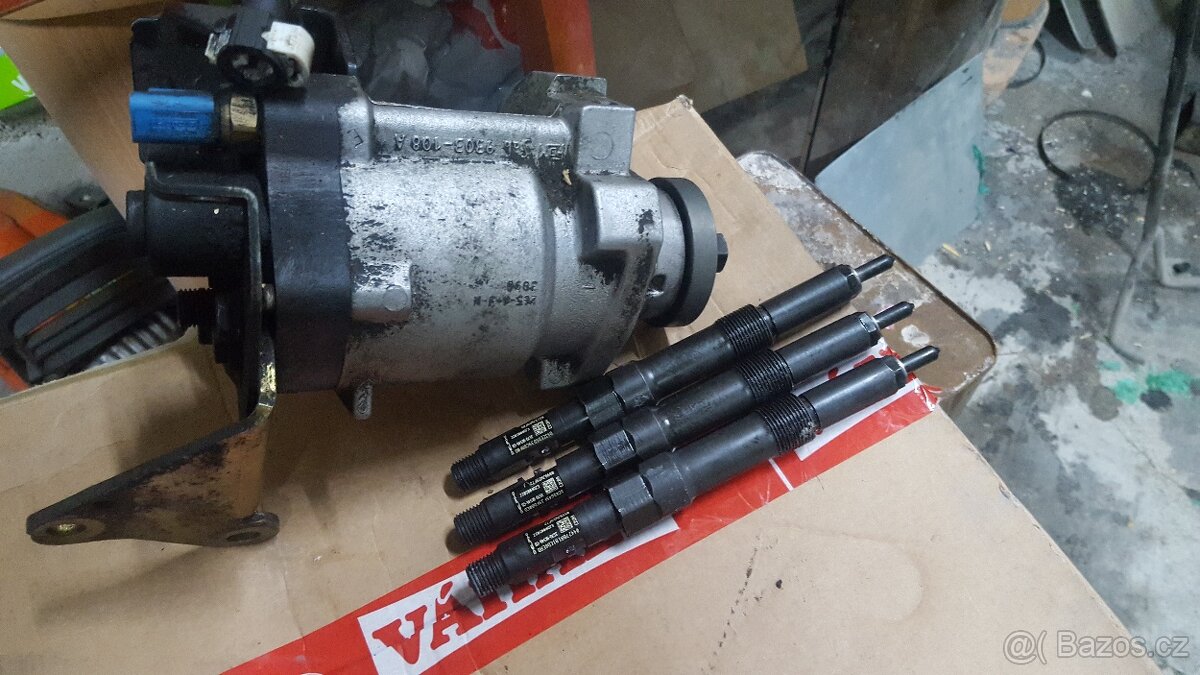 Vstřiky a čerpadlo