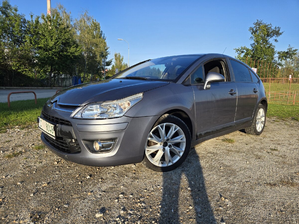Citroën C4,1.4i, 65kw, nová STK, rok 2009,najeto 180tis km.