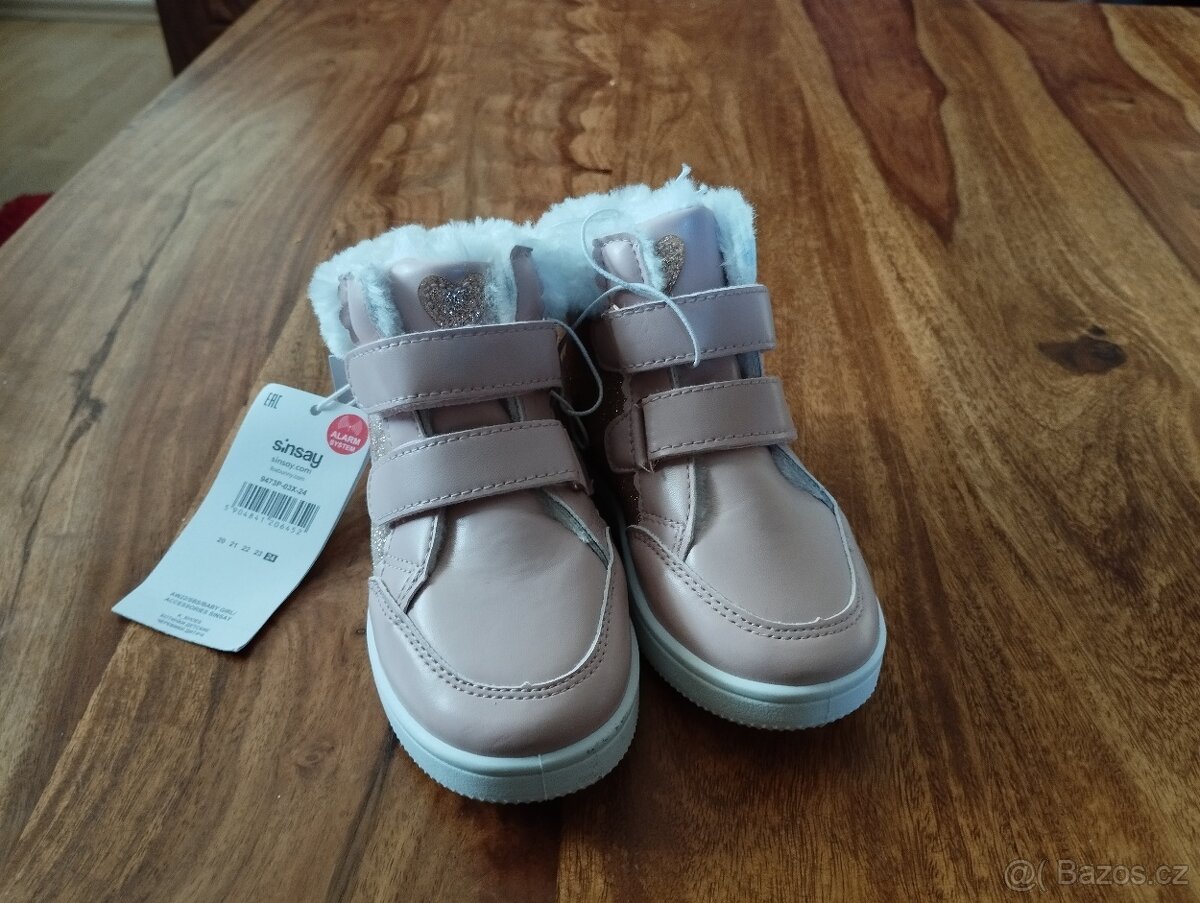 Boty zimní  - nové nenošené vel. 24