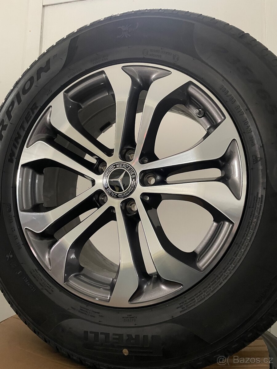 Original alu zimní Mercedes GLC r17 + 235/65/17 99%